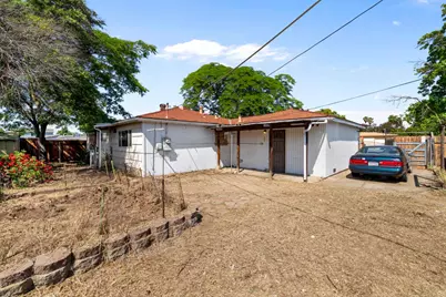 7358 Diana Way, Sacramento, CA 95828 - Photo 24