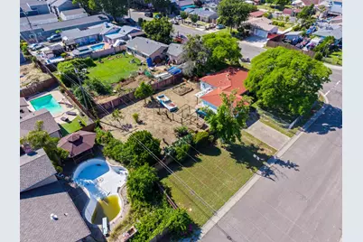 7358 Diana Way, Sacramento, CA 95828 - Photo 2