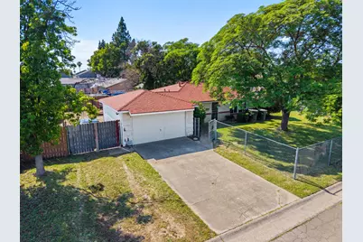 7358 Diana Way, Sacramento, CA 95828 - Photo 4