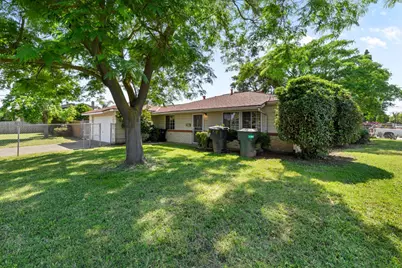7358 Diana Way, Sacramento, CA 95828 - Photo 20