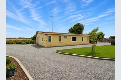 1749 Orange Avenue, Patterson, CA 95363 - Photo 4