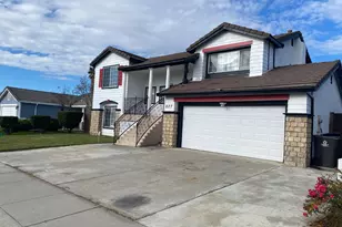 827 St Andrew St, Lathrop, CA 95330 - Photo 2