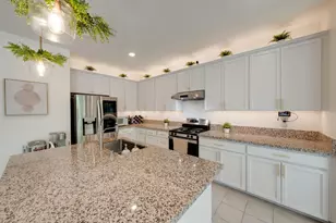 4008 Mercury Ln, Roseville, CA 95747 - Photo 12