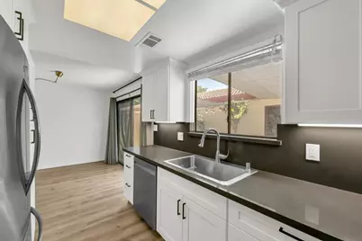 4848 El Cemonte Avenue #5, Davis, CA 95618 - Photo 8