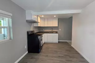 1632 11th Ave, Olivehurst, CA 95961 - Photo 2