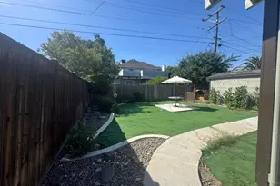 1044 W Harding Way, Stockton, CA 95203 - Photo 12