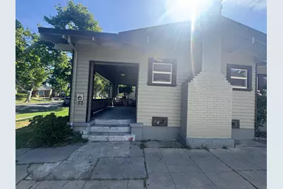 1044 W Harding Way, Stockton, CA 95203 - Photo 4