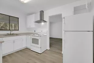 564 E 15th St, Marysville, CA 95901 - Photo 14