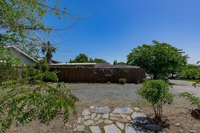 12113 Griffin Way, Auburn, CA 95602 - Photo 14