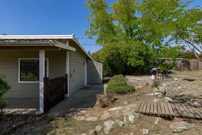 12113 Griffin Way, Auburn, CA 95602 - Photo 32