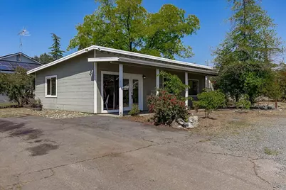 12113 Griffin Way, Auburn, CA 95602 - Photo 10