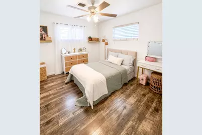 400 N Western Ave, Waterford, CA 95386 - Photo 10