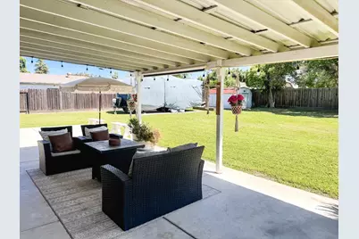 400 N Western Ave, Waterford, CA 95386 - Photo 18