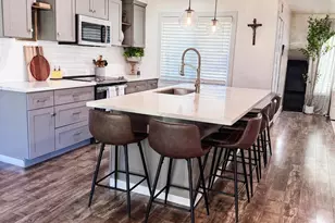 400 N Western Ave, Waterford, CA 95386 - Photo 8
