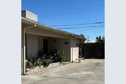 537 W University Avenue, Fresno, CA 93705 - Photo 2
