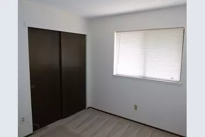 8609 Tiogawoods Drive, Sacramento, CA 95828 - Photo 20