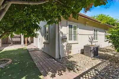 520 W 9th Street, Tracy, CA 95376 - Photo 22