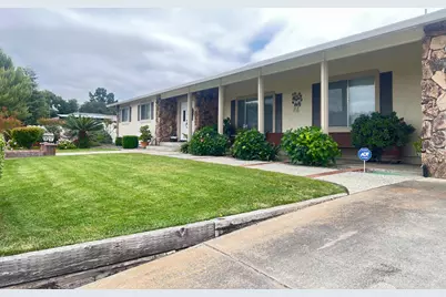 60 Jonquil Lane, Hollister, CA 95322 - Photo 2