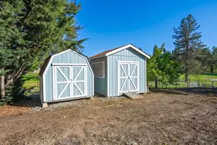 4360 Pleasant Valley Rd, Placerville, CA 95667 - Photo 24