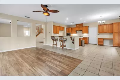 10085 Castle Oaks Court, Sacramento, CA 95829 - Photo 8