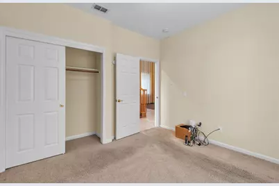 10085 Castle Oaks Court, Sacramento, CA 95829 - Photo 14