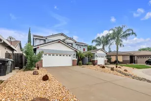 10085 Castle Oaks Ct, Sacramento, CA 95829 - Photo 2