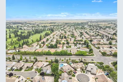 10085 Castle Oaks Court, Sacramento, CA 95829 - Photo 46