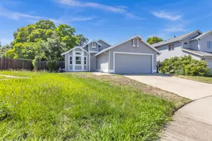 7673 Bluebrook Way, Sacramento, CA 95823 - Photo 8