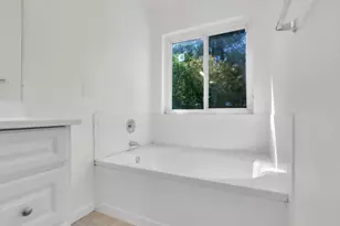 7673 Bluebrook Way, Sacramento, CA 95823 - Photo 24