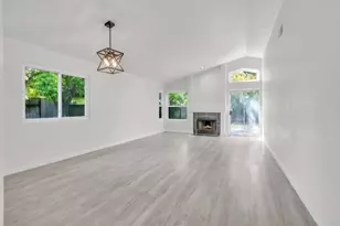 7673 Bluebrook Way, Sacramento, CA 95823 - Photo 14