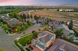 2227 Heavenly Way, Lodi, CA 95242 - Photo 2