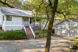 18509 Fair Oaks Dr, Penn Valley, CA 95946 - Photo 2