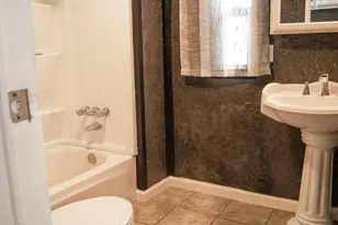 Rincon Villa Ln, Sacramento, CA 95828 - Photo 8
