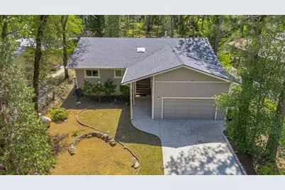 19555 Chaparral Circle, Penn Valley, CA 95946 - Photo 2
