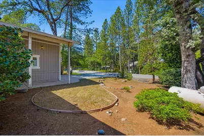 19555 Chaparral Circle, Penn Valley, CA 95946 - Photo 30