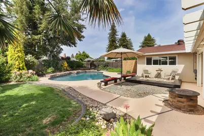 9021 Thilow Drive, Sacramento, CA 95826 - Photo 34