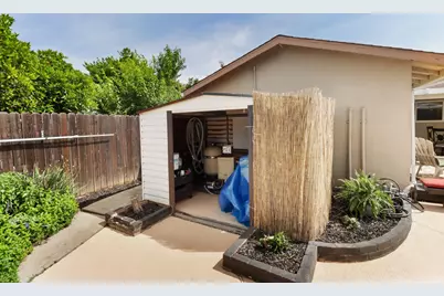 9021 Thilow Drive, Sacramento, CA 95826 - Photo 40