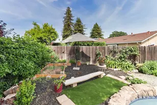 9021 Thilow Dr, Sacramento, CA 95826 - Photo 38