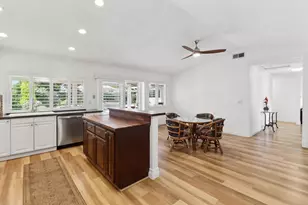 9021 Thilow Dr, Sacramento, CA 95826 - Photo 18