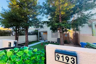 9193 E Laguna Way, Elk Grove, CA 95758 - Photo 30