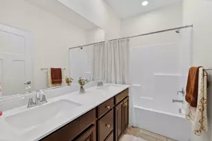 9315 Wild Lilac Cir, Sacramento, CA 95829 - Photo 36