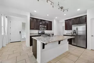 9315 Wild Lilac Cir, Sacramento, CA 95829 - Photo 10