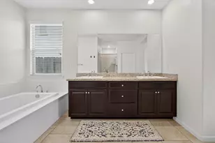 9315 Wild Lilac Cir, Sacramento, CA 95829 - Photo 30