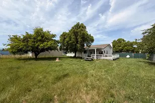 7818 Jacinto Rd, Elk Grove, CA 95758 - Photo 18