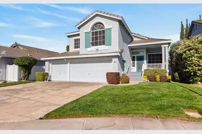 8441 Anthemis Court, Elk Grove, CA 95624 - Photo 4