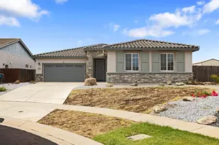 2016 Mustang Ct, Plumas Lake, CA 95961 - Photo 2