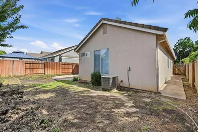 5821 Ridgepoint Drive, Antelope, CA 95843 - Photo 30