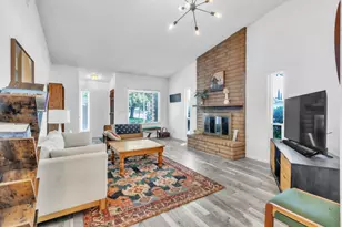 8079 La Riviera Dr, Sacramento, CA 95826 - Photo 4