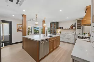 9815 Mira Del Rio Dr, Sacramento, CA 95827 - Photo 24