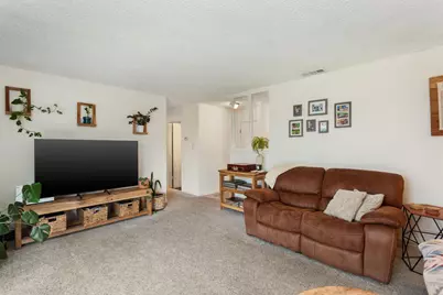 10828 Ambassador Drive, Rancho Cordova, CA 95670 - Photo 10